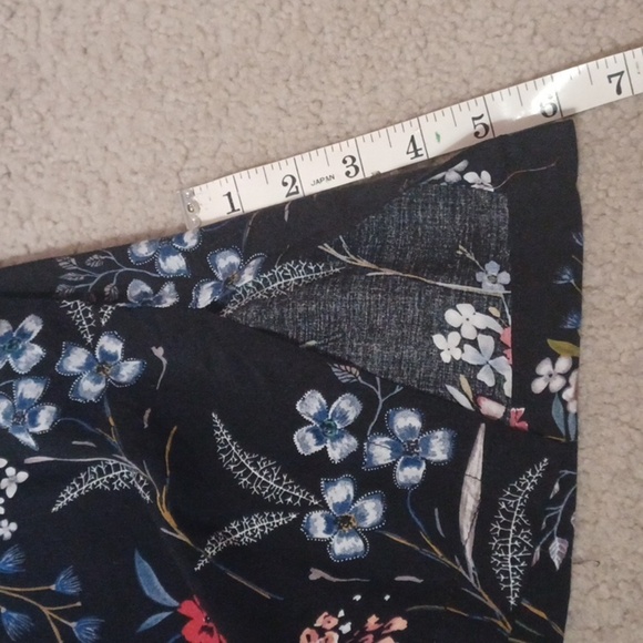 Stradivarius 3/4 Sleeve Button Up Top - Picture 8 of 15